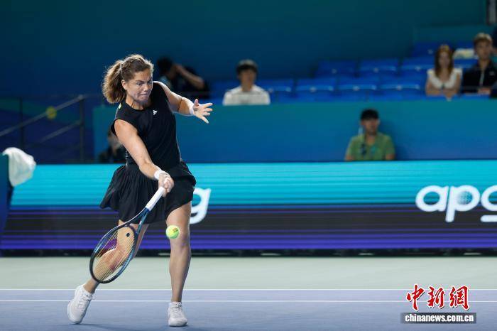 2025宁波网球公开赛:巴博斯/斯特凡尼组合晋级女双决赛