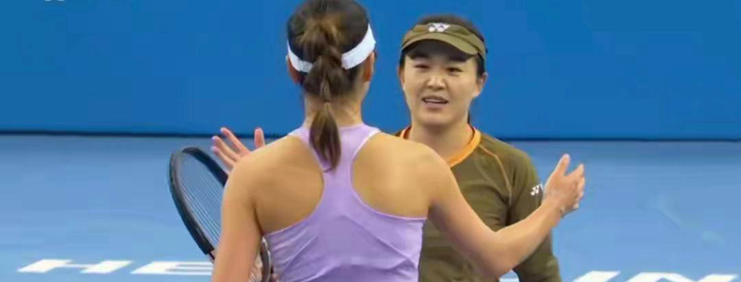 全运会网球女单半决赛:朱琳以2-0战胜王欣瑜 晋级决赛